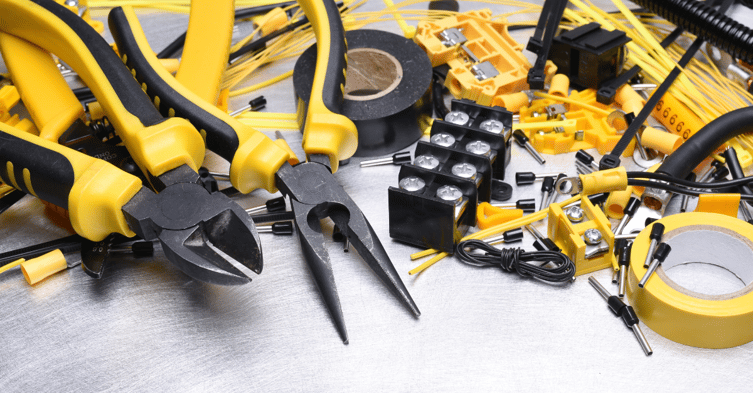 VN24_P03_ELECTRIC_EM (2)